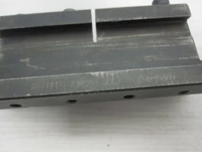 USED KENNAMETAL Parting Blade Holder