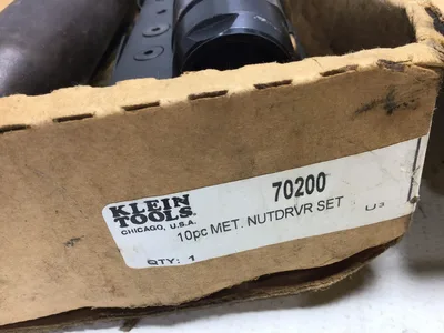 Ingersoll-Rand 7LMU1 Power Unit with Needle Housing Assembly & Nutdriver Set