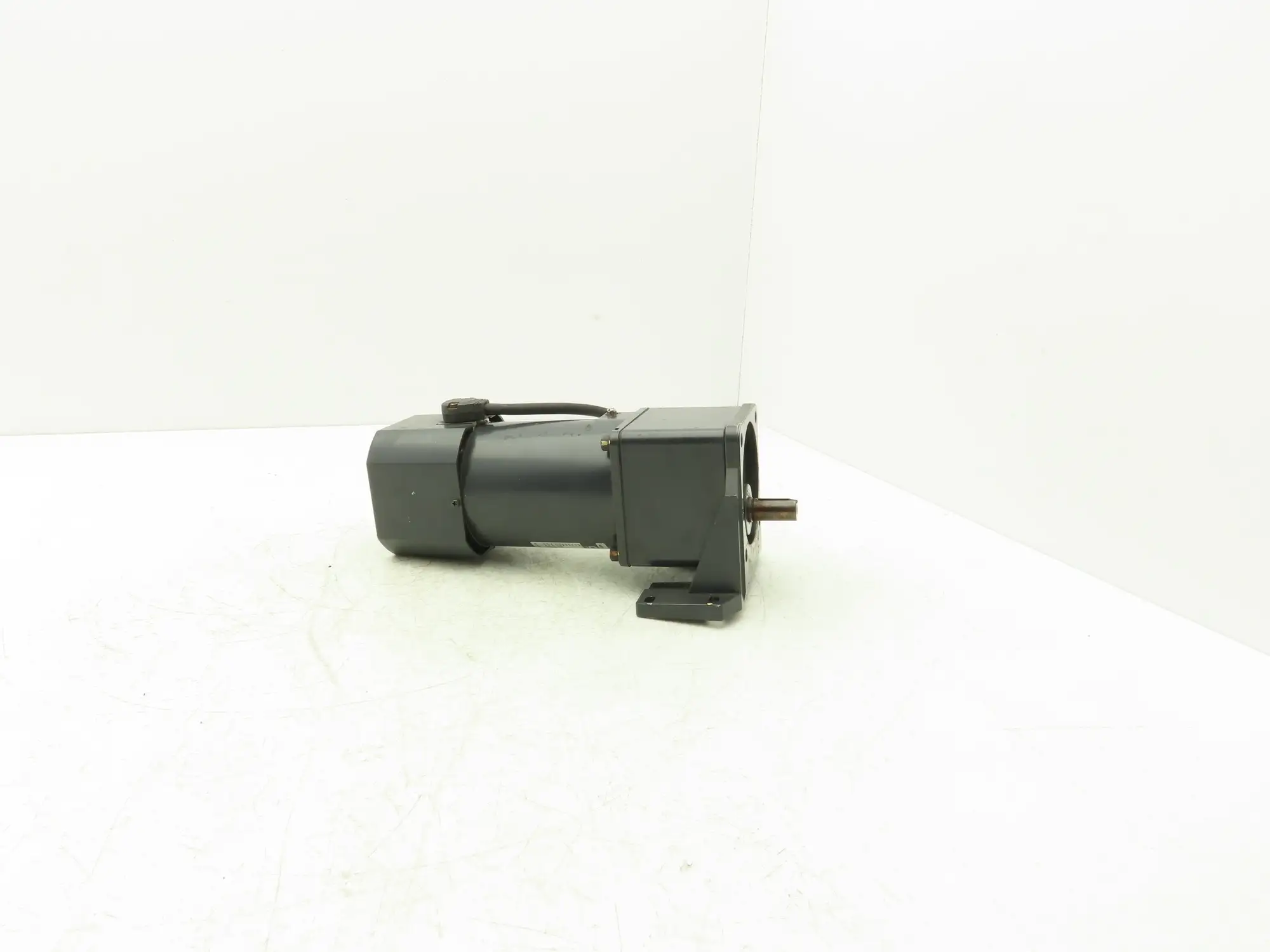 Oriental AC Gearmotor 5RK90GE-CW2M 90W 97rpm 230V 1Ph SOL5