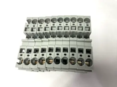 USED PHOENIX CONTACT FEED-THROUGH TERMINAL BLOCK 3031487 LOT OF 10