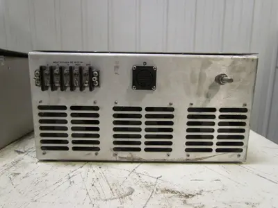BEHLMAN ACM-6000-08V-39093 Input 277/480VAC 30 48-72Hz Output 0-135/0-270VAC 10