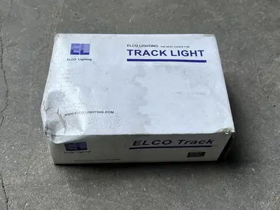 ELCO ET1626 Line Voltage GU10 Bowen™ Track Fixture Gimbal 50W Black