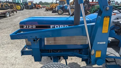 USED 1990 FORD 2120