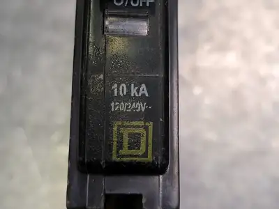 USED SQUARE D QOB115