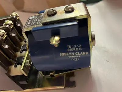 Used JOSLYN CLARK 4U4-240 Miscellaneous Equipment (Electrical & Power) | Surplus Asset Holdings #1202356