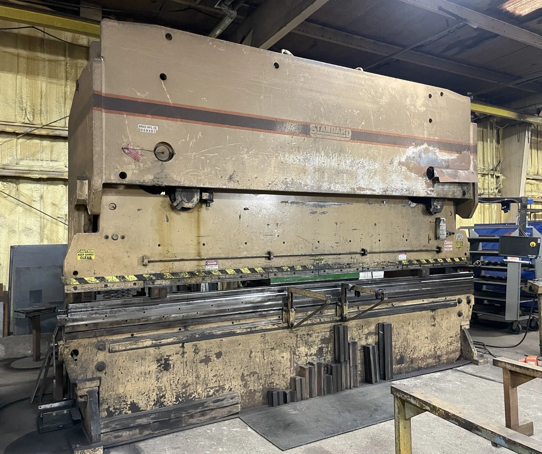 USED STANDARD INDUSTRIAL AB325-16