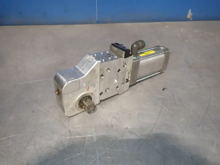 Used DESTACO 82M3E23005NLS1 Clamps | HGR 24 #732114