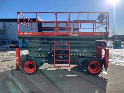 New | in-Stock 2026 SKYJACK SJ9243 RT ROUGH TERRAIN SCISSOR LIFT Scissor Lifters Alberta CA | Adcock Equipment #1417673