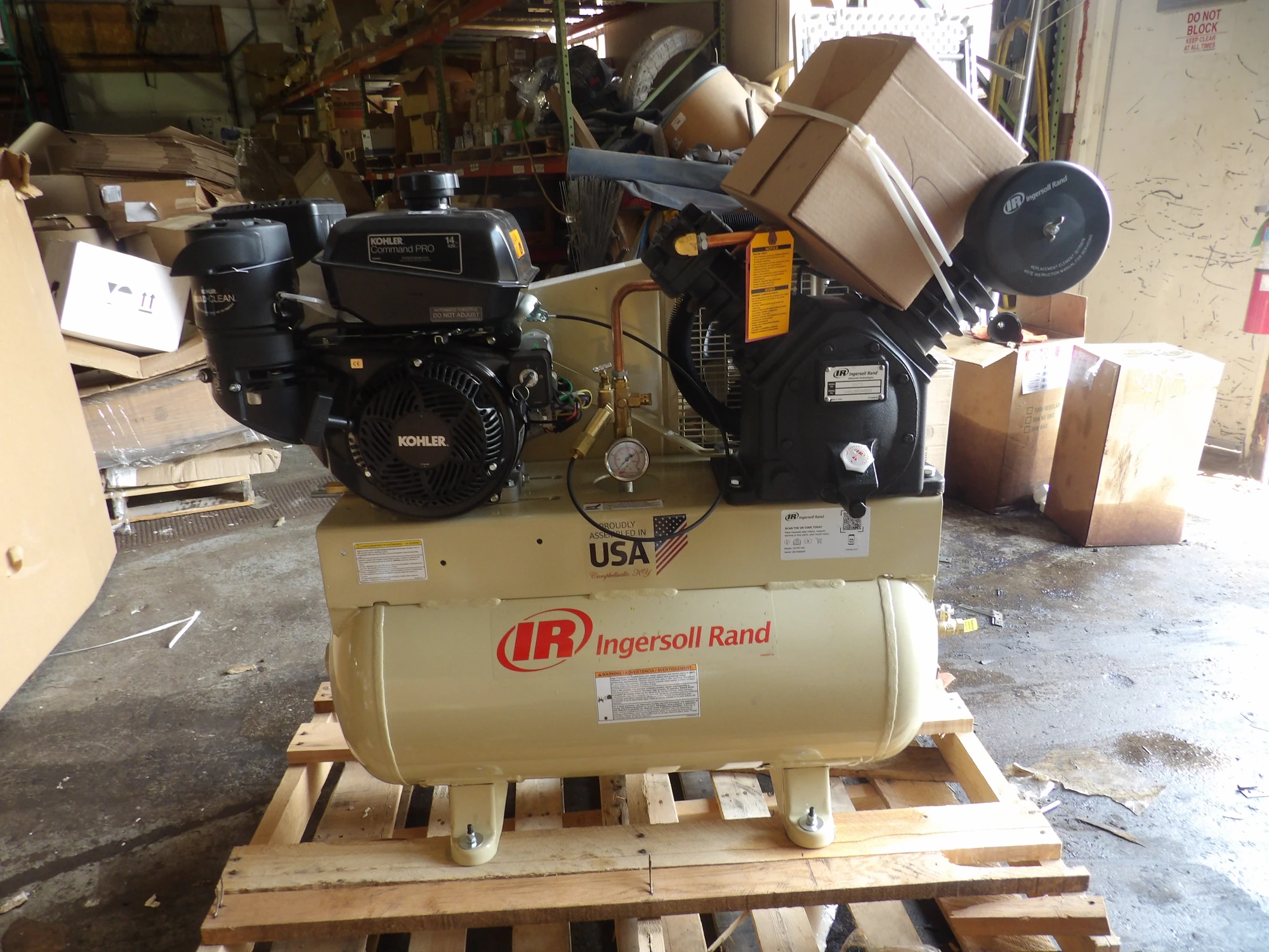 Used _UNKNOWN_ _UNKNOWN_ Tank Mounted Air Compressors Michigan US | Miedema Asset Management Group #1320187