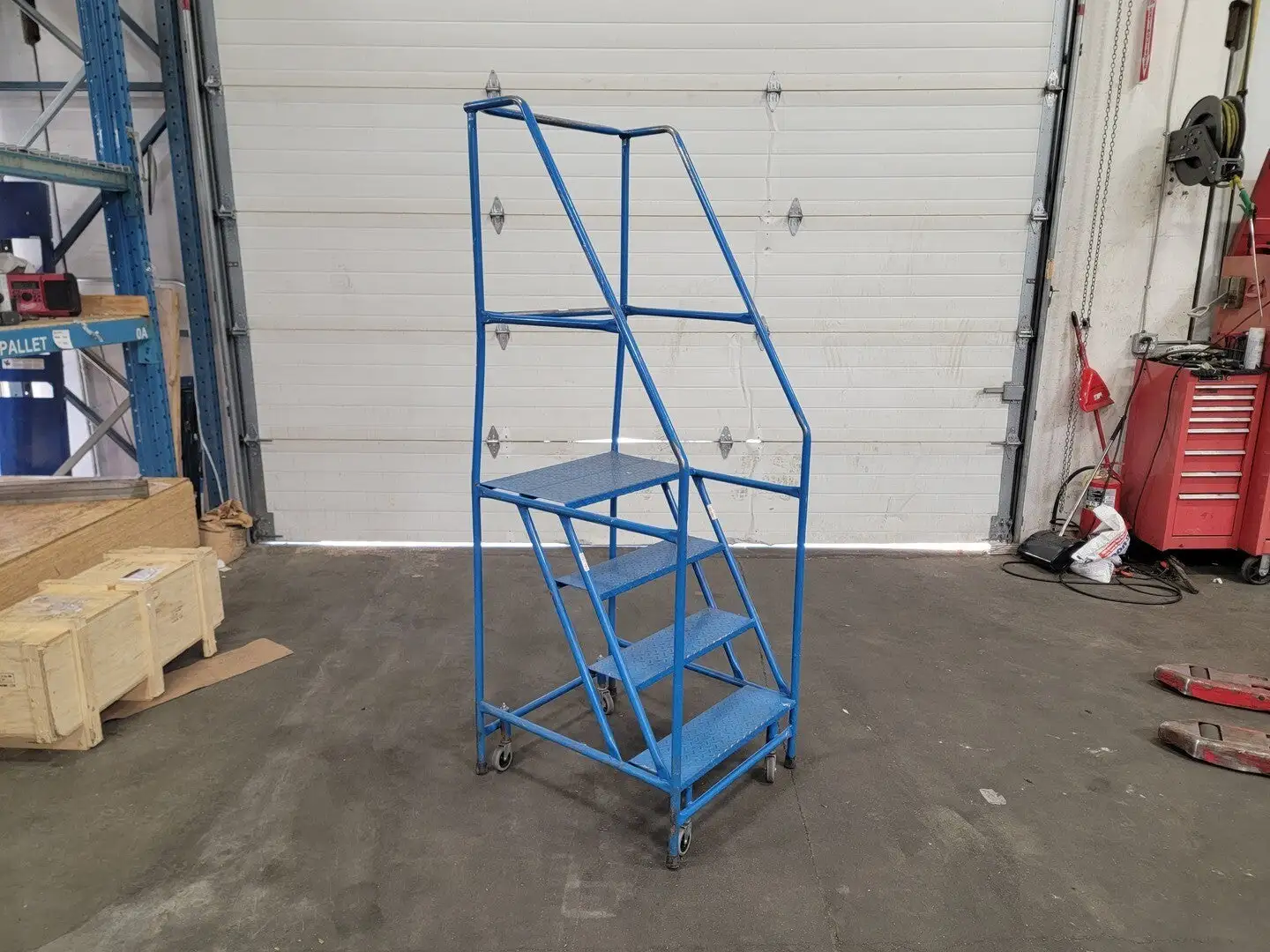 4 Step Mobile Warehouse Rolling Ladders