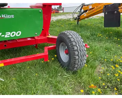 Used FARM KING _UNKNOWN_ Stretch Wrappers Iowa US | Keast Enterprises #1360254