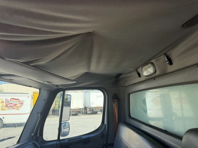 Used 2007 FREIGHTLINER BUSINESS CLASS M2 26' BOX TRUCK Box trucks Ohio US | Miedema Asset Management Group #1709372