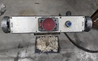 Press T-Stand Run Station / E-Stop