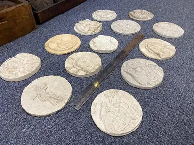 3364-700 DUPLICATING PLATES – 27 COMPOSITE HAND CARVED MEDALLIONS, JEWELRY