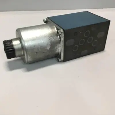 USED BOSCH 0 810 001 136