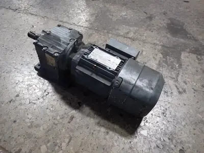 USED SEW EURODRIVE R27 DRS71M4BE1HR/IS/TH