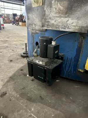 12 C.U. F.T  VL/RAMPE SB-12-CWC VIBRATORY FINISHER. STOCK # 0151824.