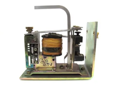 NEW GENERAL ELECTRIC IC2820E500AB19B CONTACTOR