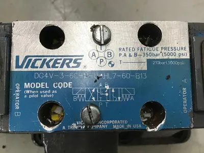 USED VICKERS DG4V-3-6C-M-U-HL7-60-B13