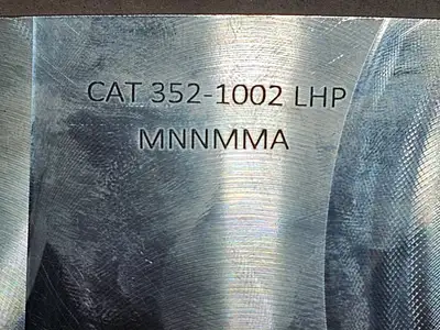 NEW CATERPILLAR 352-1002
