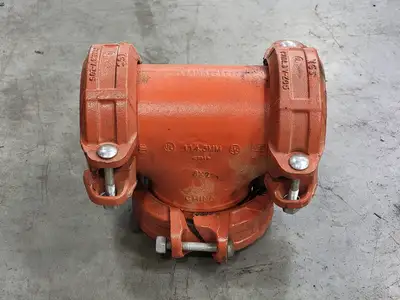 4", Equal-Tee, w/ 3x, 4", Couplings, Bolted, V-Z05