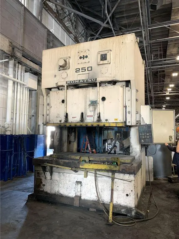 USED 1984 KOMATSU OBW-250-2