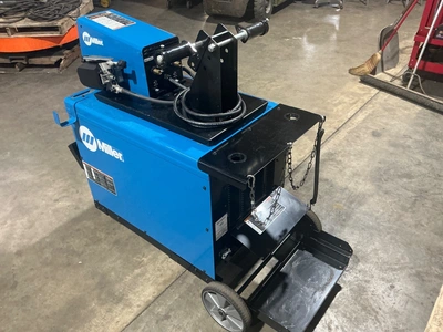 MILLER DELTAWELD 452 Mig Welders | Direct Industrial (5)