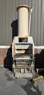 Farrel F270 Mixer Hopper