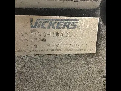 USED VICKERS 3525VQH30A21
