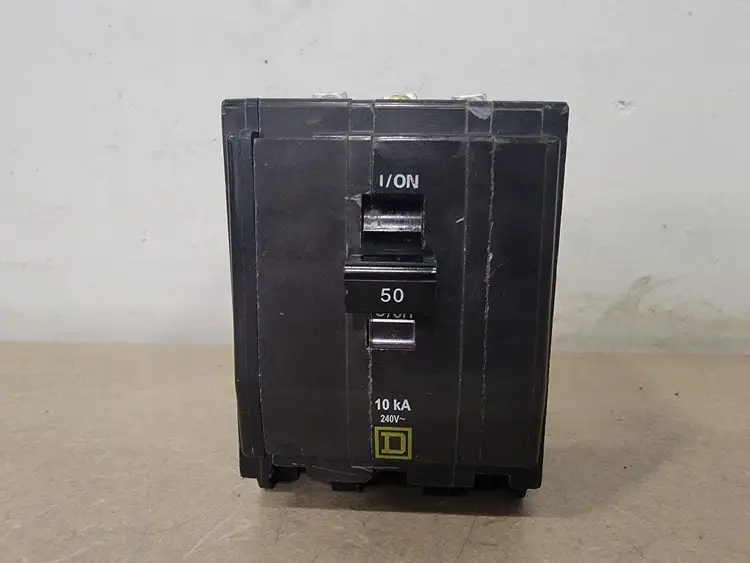 Used SQUARE D QO250 Switchgears British Columbia CA | Lenmark #367158