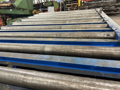 78" X 116" POWERED PLATE FEED CONVEYOR - 4"D