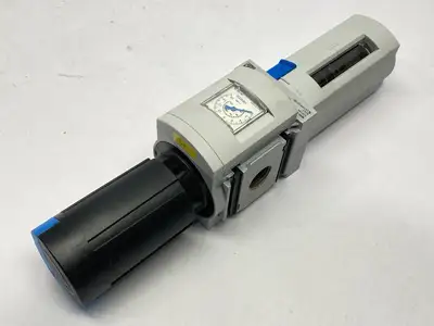 USED FESTO PNEUMATIC FILTER REGULATOR 529190