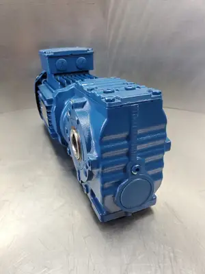 USED SEW-EURODRIVE SA47DRE80M4/DH 300-1800 RPM 1HP 9.23 RATIO Gear Motor