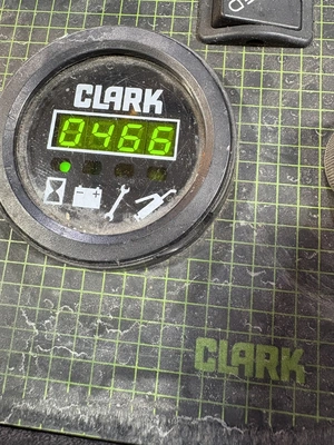 USED 2007 CLARK NPR20