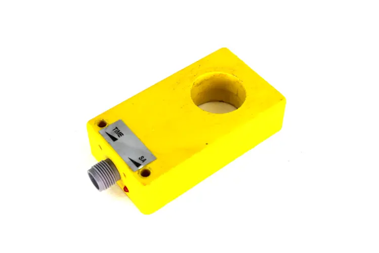 Used BALLUFF BES-IKV-S4-025-NS-1-Y-TD Proximity Sensors Kentucky US | Industrial Parts R Us Inc. #357226