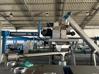 PIERALISI 7 TPH Plant - Edible Oil | Perry Equipment (9)