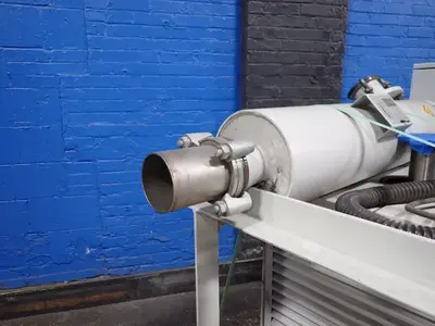 USED LEYBOLD SP250