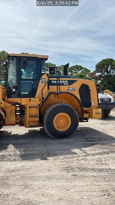 Used 2024 HYUNDAI HL955AXT Wheel Loaders Florida US | National Equipment Dealers #1422307