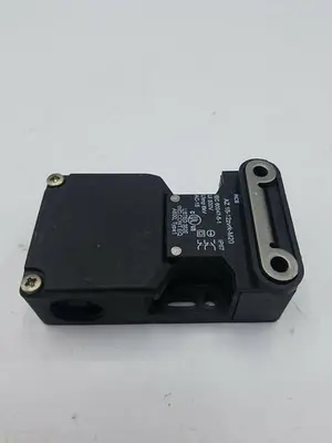 Schmersal AZ 16-12ZVRK-M20 Safety Interlock Switch