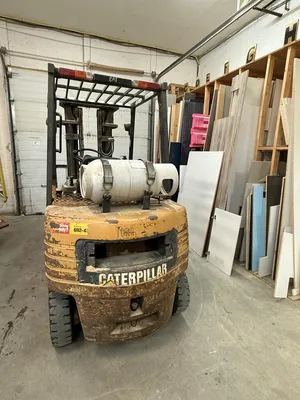 CATERPILLAR GP25 Forklifts | ListingHippo (13)