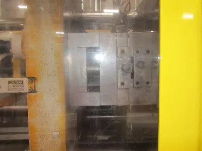 1994 TOSHIBA ISF610-SII-59B Injection Molding Horizontal/Vertical | Machinery Network (4)