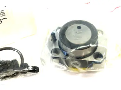NEW KENNAMETAL KM™ MANUAL CLAMPING UNIT FLANGE MOUNT, EXT. LENGTH KM32NCMEF