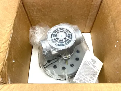 USED AMETEK VACUUM BLOWER MOTOR, 3-STAGE, 120V 50/60HZ 2M179