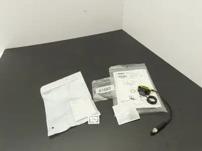 Banner QS18VP6LLPQ Photoelectric Sensor Switch Kit With Reflector
