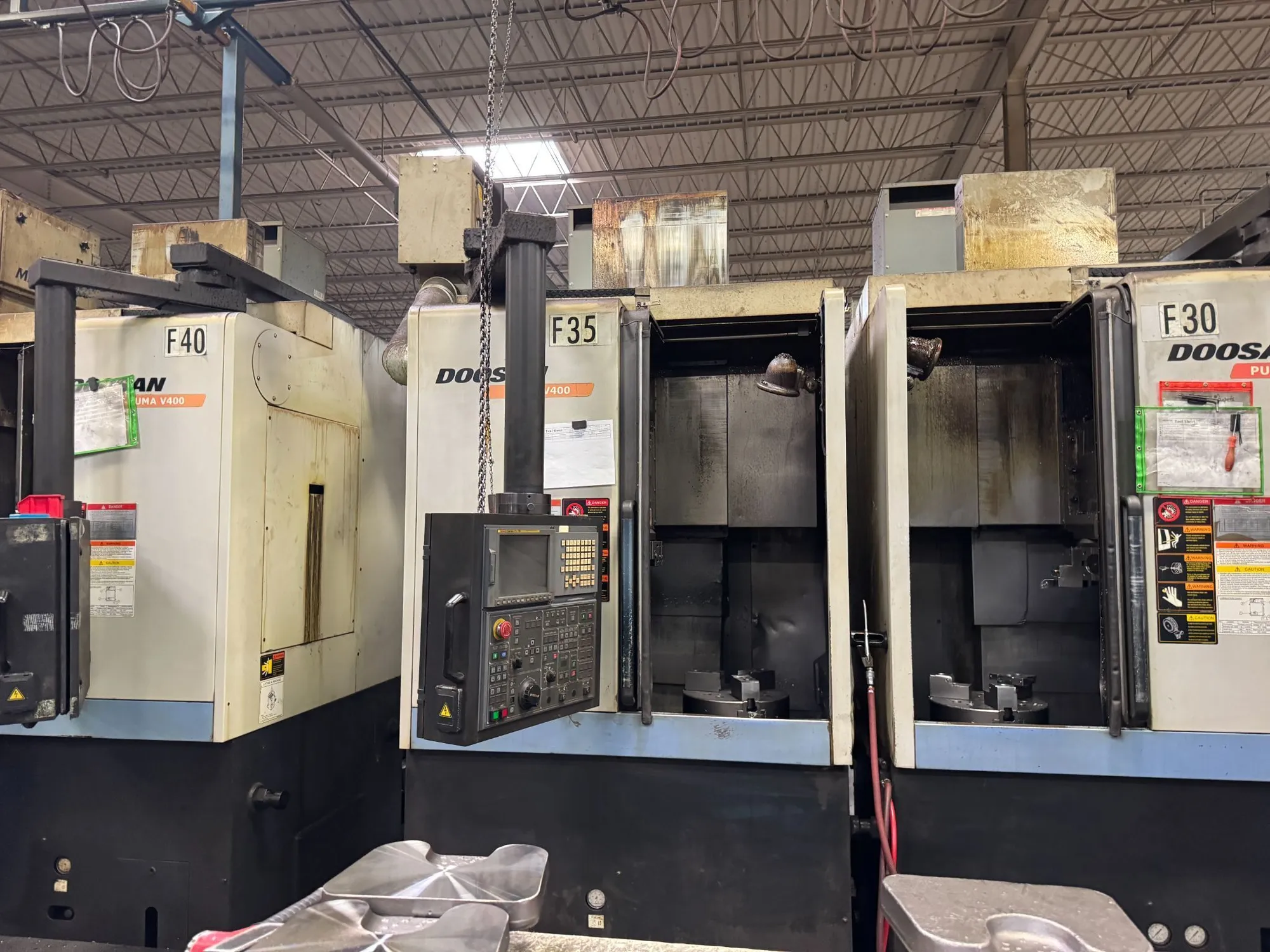 USED 2008 DOOSAN V400