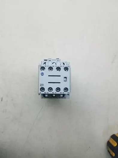 Used ALLEN BRADLEY 108-C37DJ04BC Relays & Switches Michigan US | ND Industrial Surplus #1208265