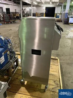 USED Quadrel Quadrel Wrap Around Labeler, Model Rotary
