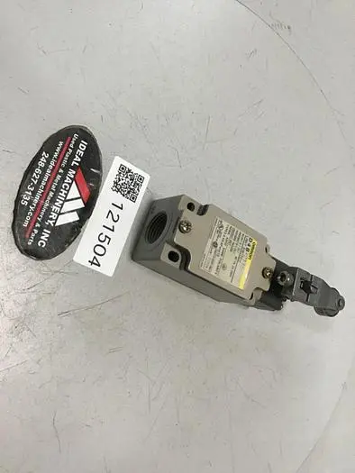 USED OMRON D4B-2115N-R