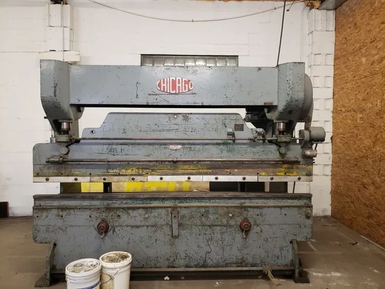 Used CHICAGO 8L10 Press Brakes California US | Machinery Network #291658