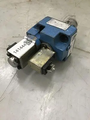 USED VICKERS CVU 25 EFP1 B29 30 11